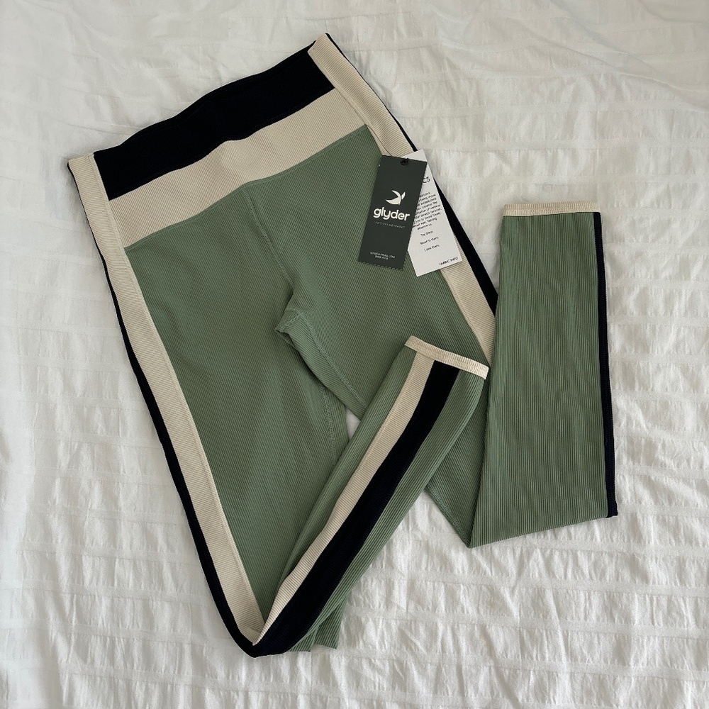 Glyder Leggings
